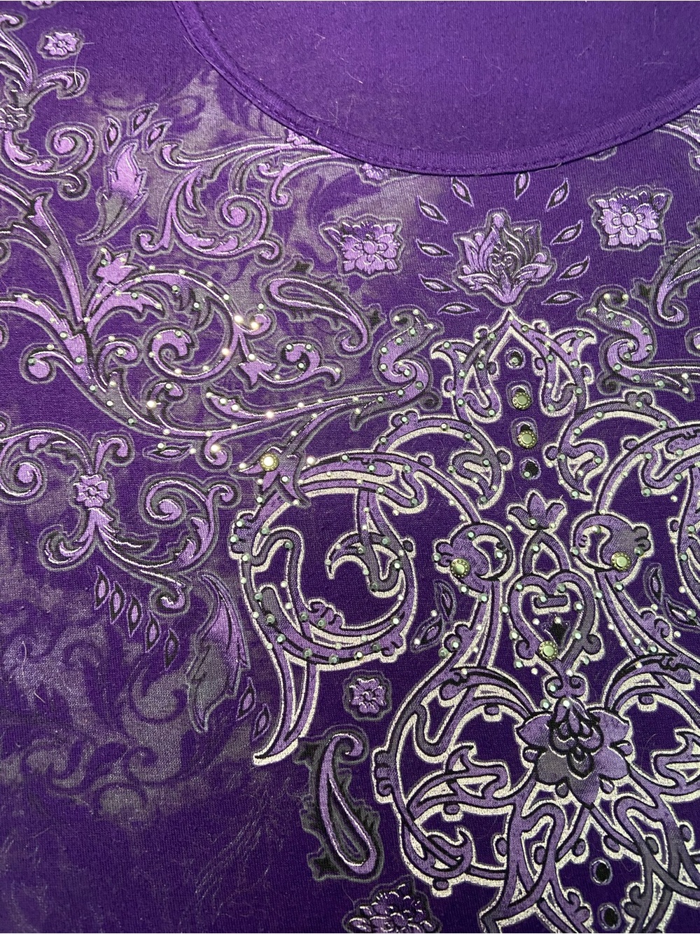Purple Short Sleeve Scoop Neck Top with embellished Ornate Front Motif - Picture 2 of 6
